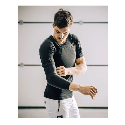 Youth Elbow Guard DHaRCO Gravity - Genetik Sport